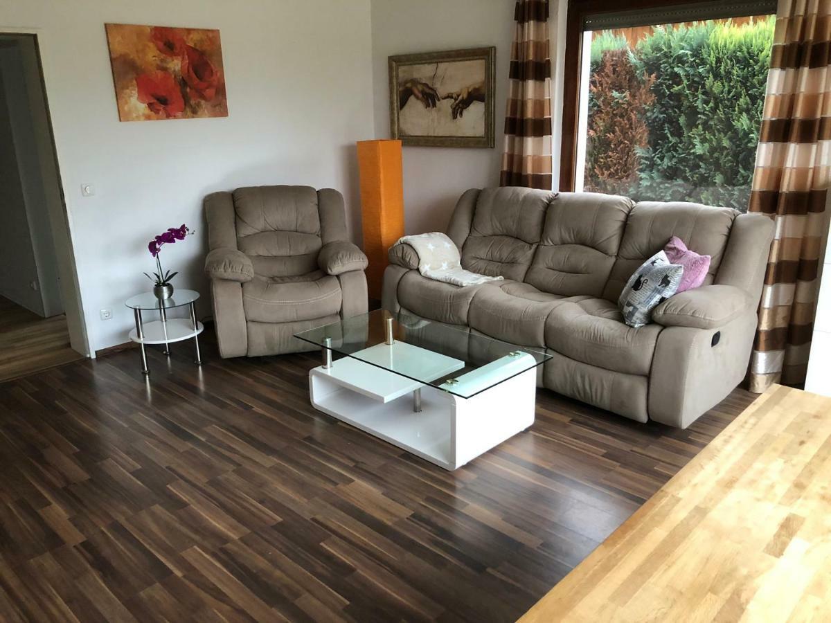 Ferienwohnung Hameln Direkt Am Weserradweg ฮาเมลน์ ภายนอก รูปภาพ